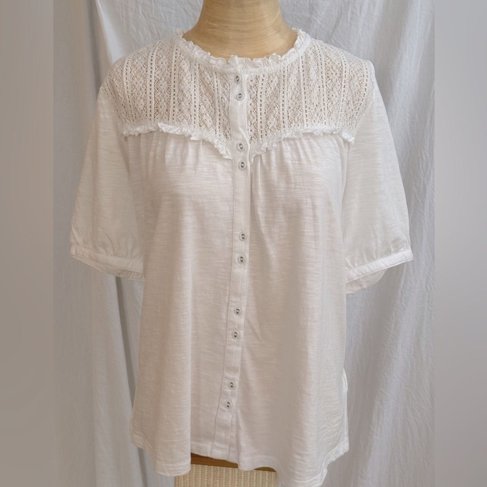 Fat Face UK cotton and lace sweet top. Please see measurements